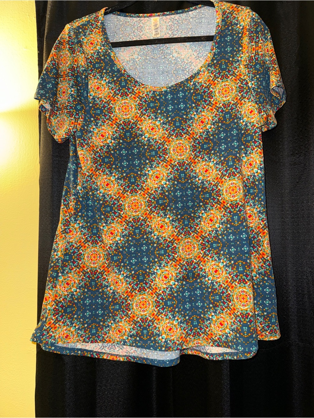 LuLaRoe Teal Multicolor Short Sleeve Scoop Neck Top
